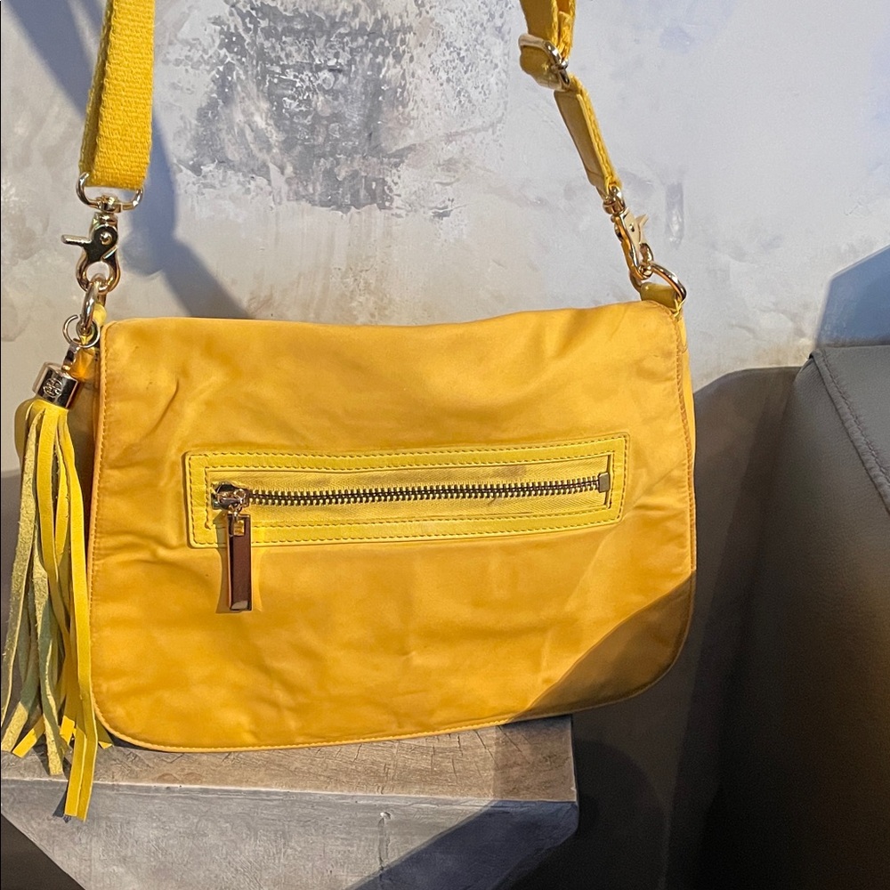 Tory Burch Vibrant Yellow Crossbody Bag - Picture 7 of 8
